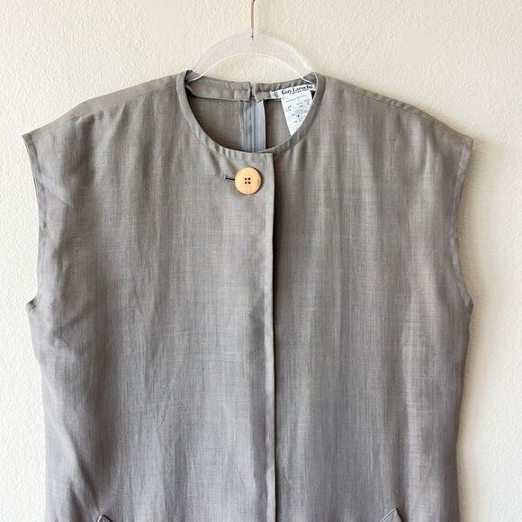Guy Laroche Minimalist Linen Blend Sleeveless Gray Midi Dress with Button Detail - Picture 2 of 10